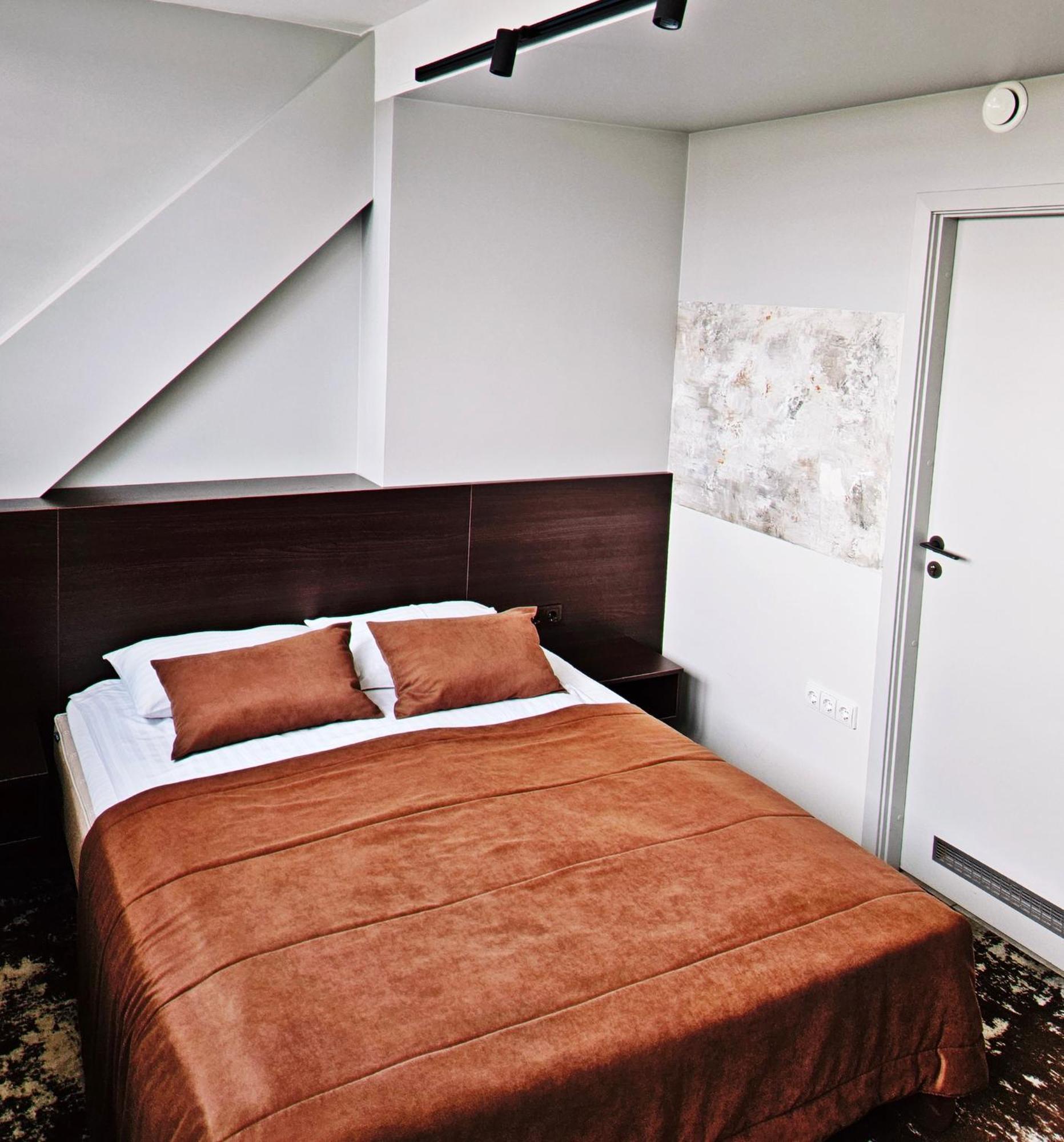 Old Mill Hotel Клайпеда Стая снимка